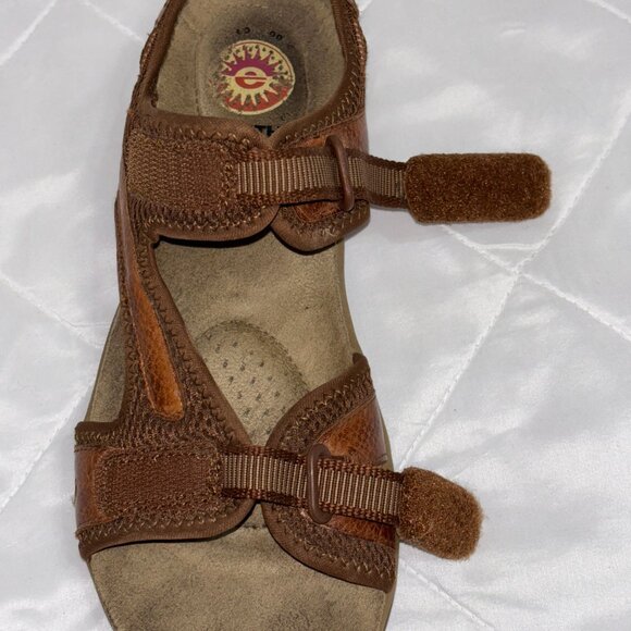 Earth spirit Cushion Womens 9 Adria II Brown Leather Sport Sandals Strap Comfort - Picture 12 of 15
